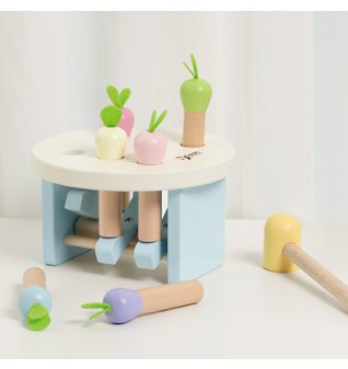 Classic World Montessori zatloukací hra mrkvičky